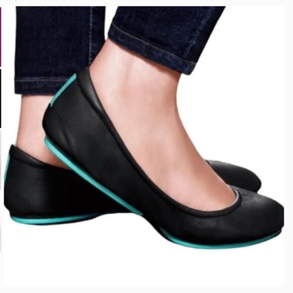 Tieks foldable ballet flats in Black Matte leather, size 9 - Picture 1 of 8